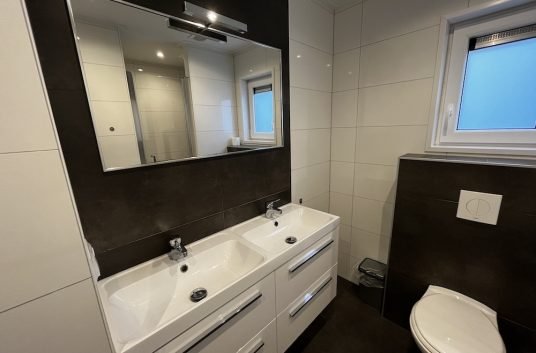 21810
