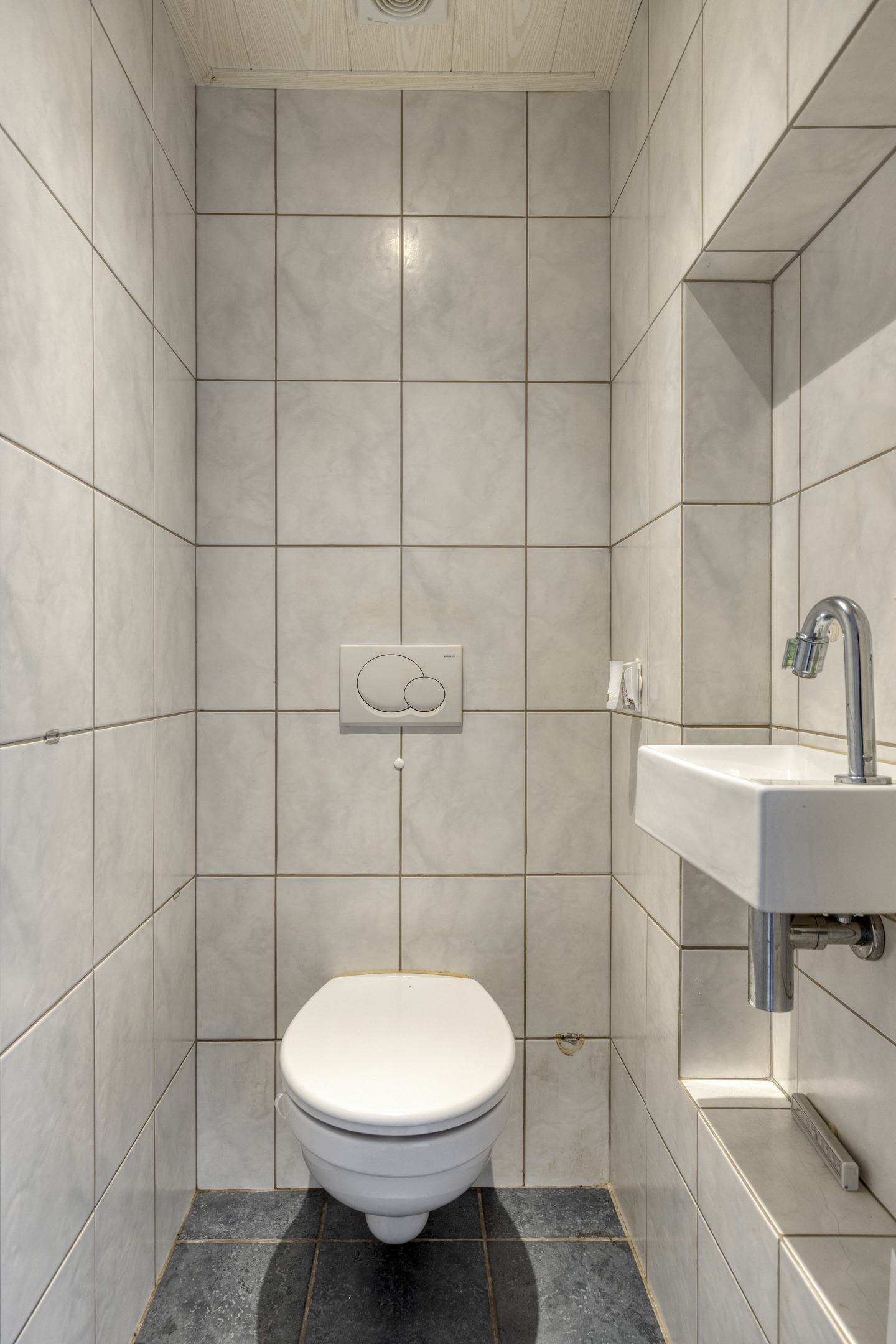 SintJorisstraat135823ARMaasheesNL-13
