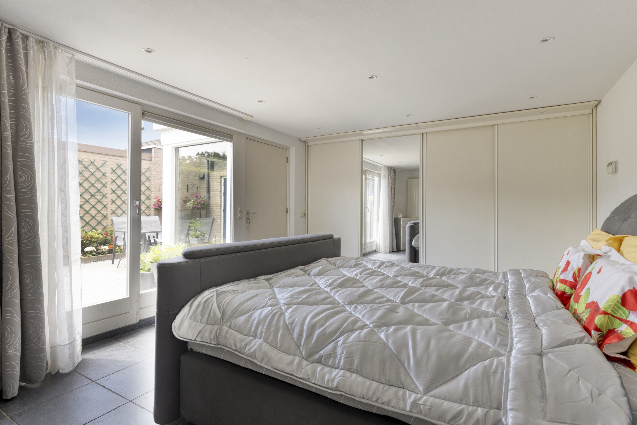 SintJorisstraat135823ARMaasheesNL-28